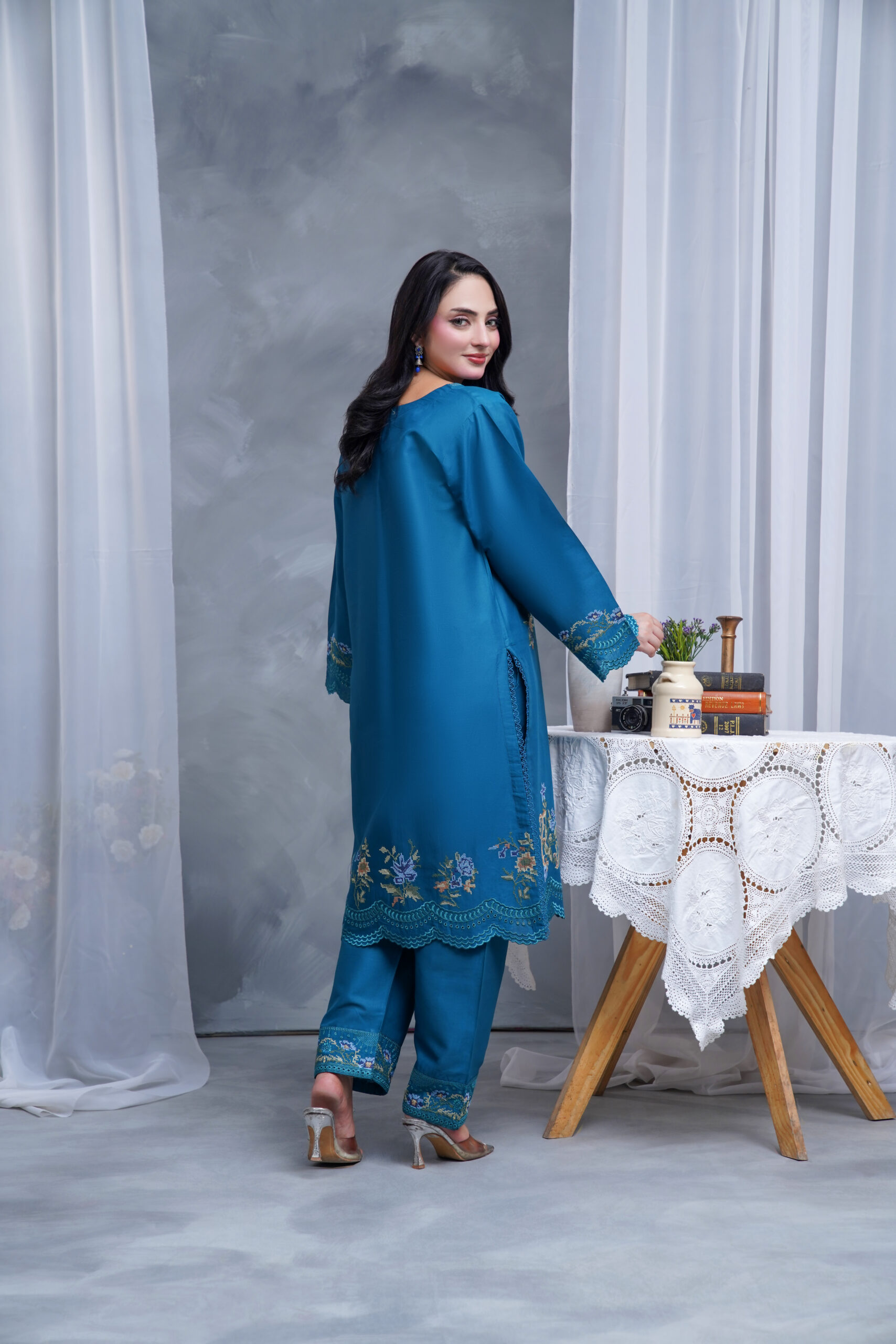 Royal Teal Bloom Chiffon 2-Piece Suit - Image 4